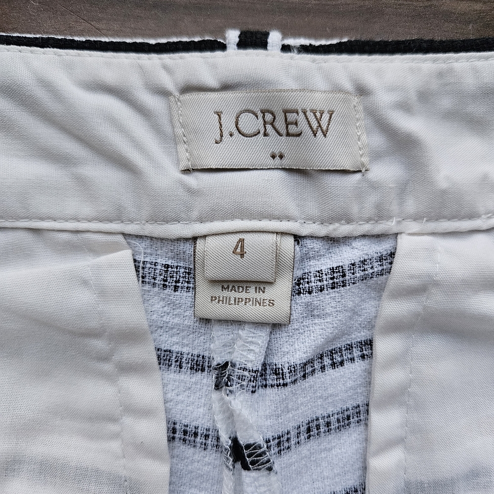 J.Crew Striped Pleated Shorts Nautical Black/ White Women's Size 4 - Picture 6 of 13